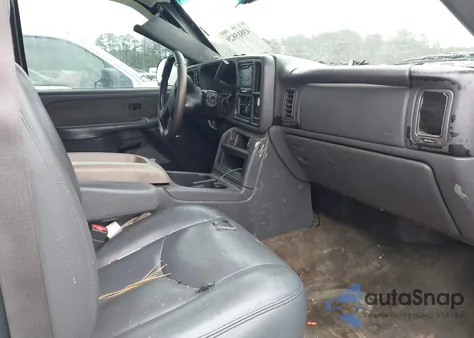 2003 Chevrolet Silverado 1500 Ls z USA, uszkodzony, nr VIN 2GCEK19TX31198145